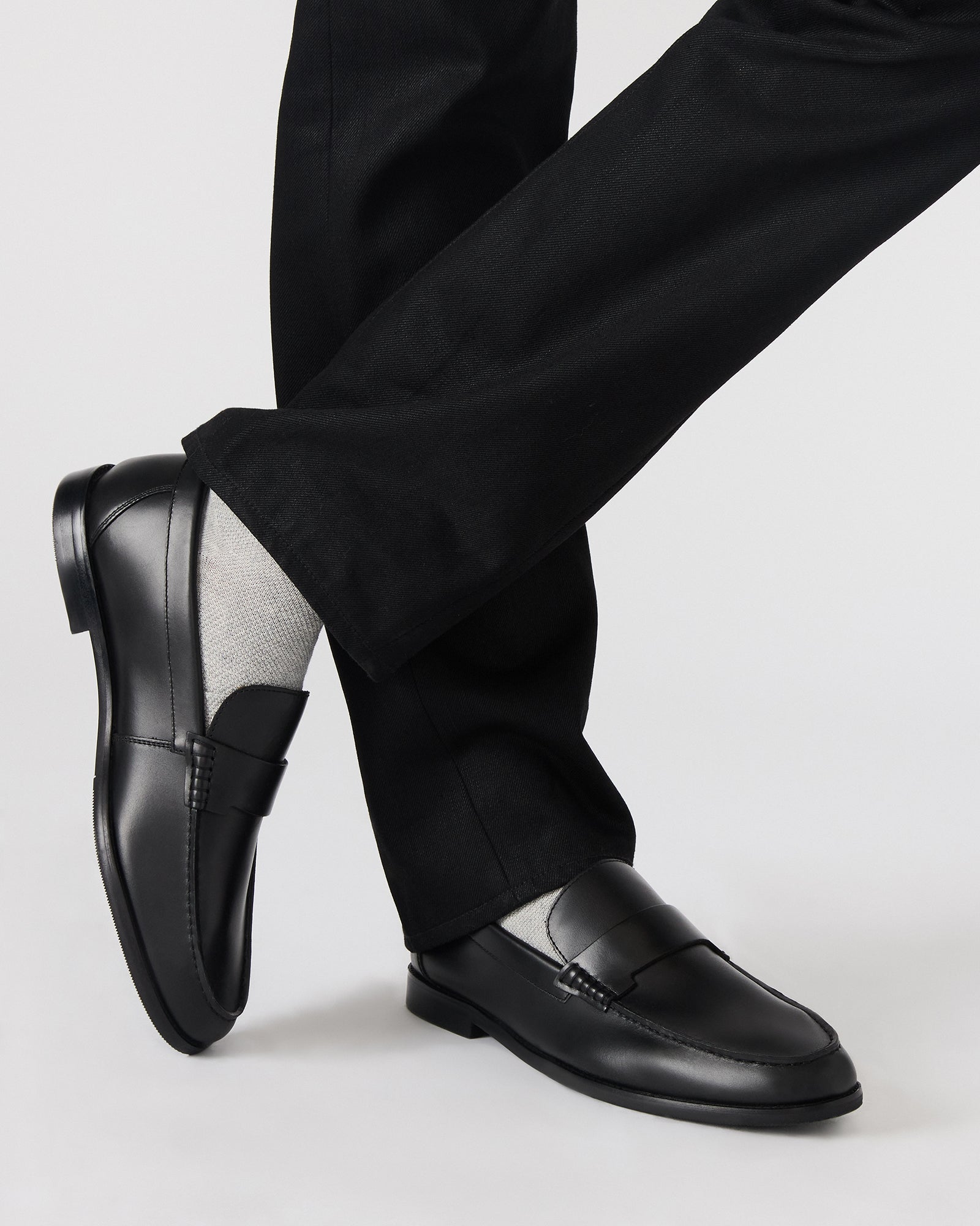 COLVER BLACK LEATHER - SM REBOOTED