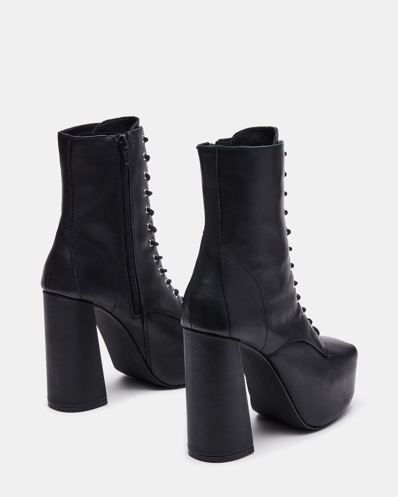 CONFIDENT BLACK LEATHER - SM REBOOTED
