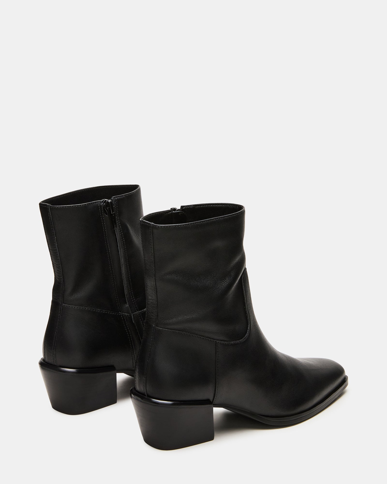 DANEY BLACK LEATHER - SM REBOOTED