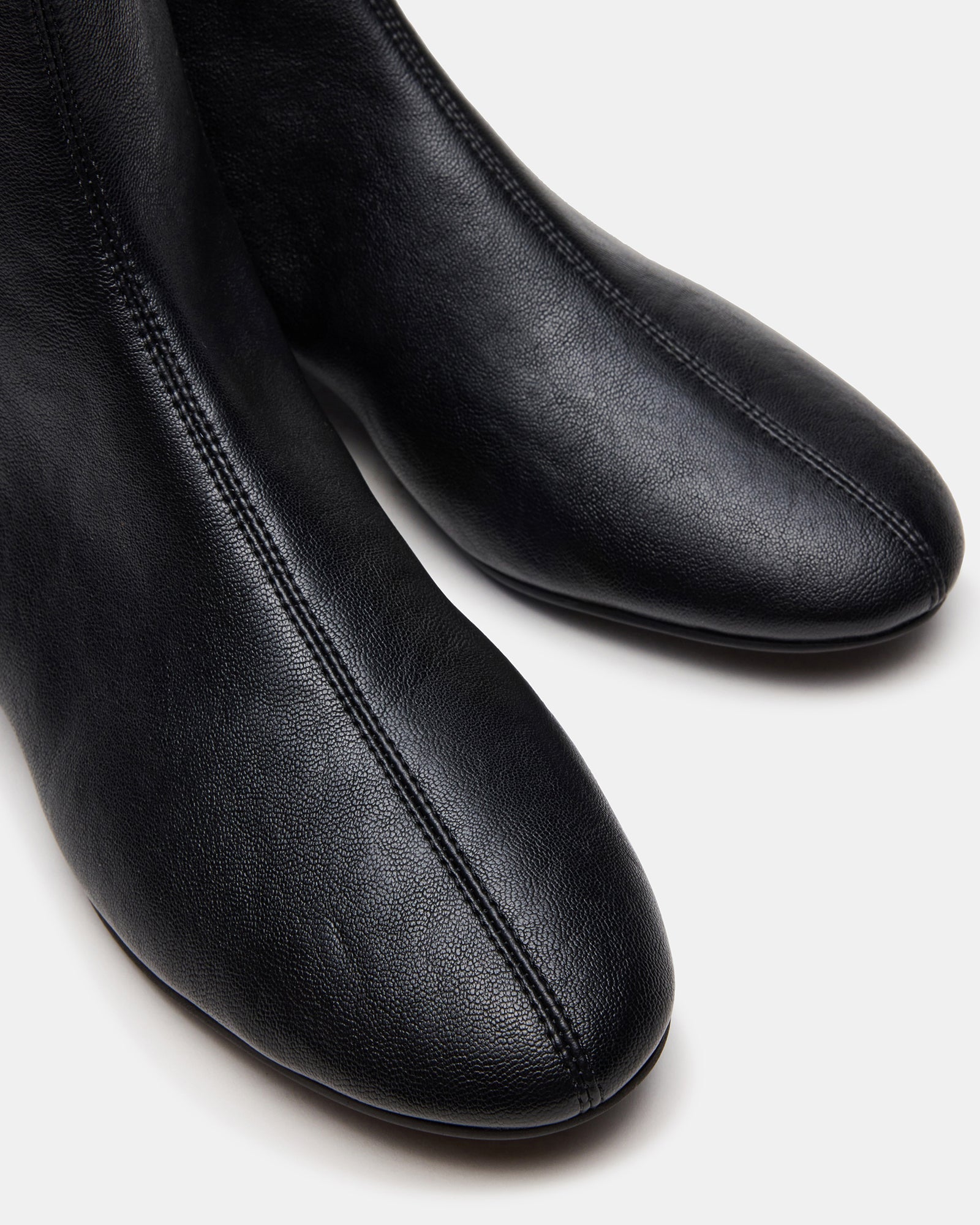 FINCH BLACK