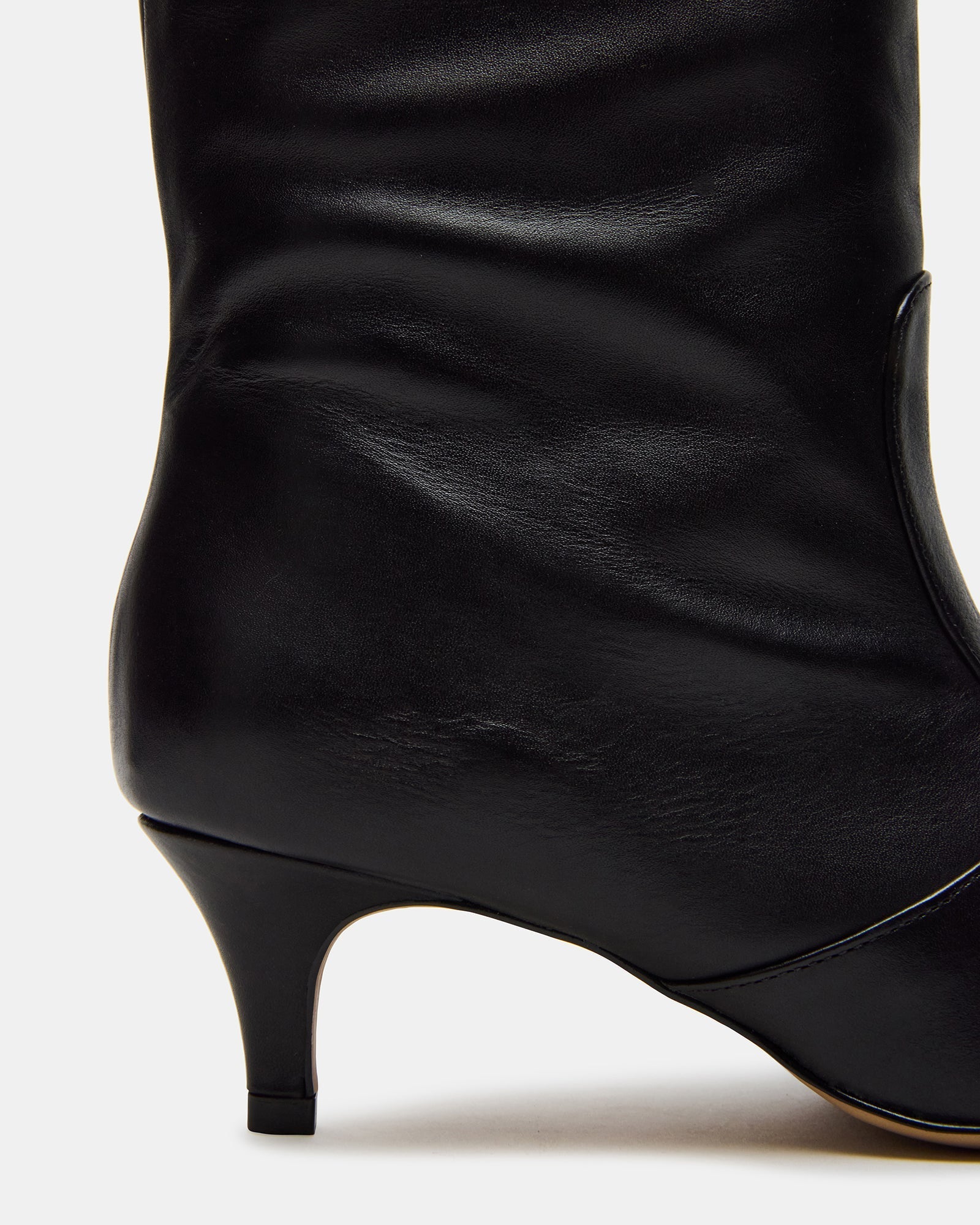 LANDER BLACK LEATHER - SM REBOOTED