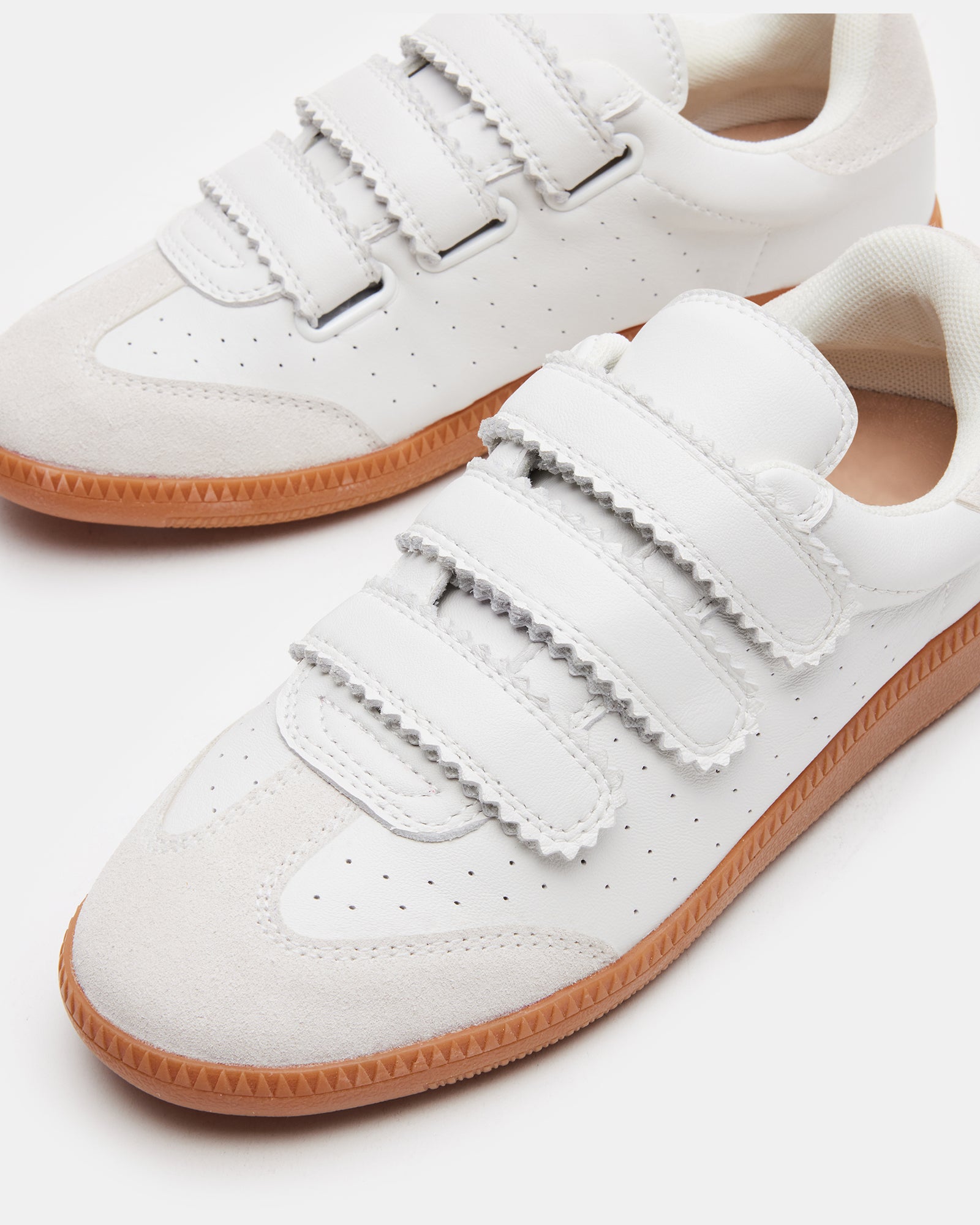 MOMENTUM WHITE - SM REBOOTED