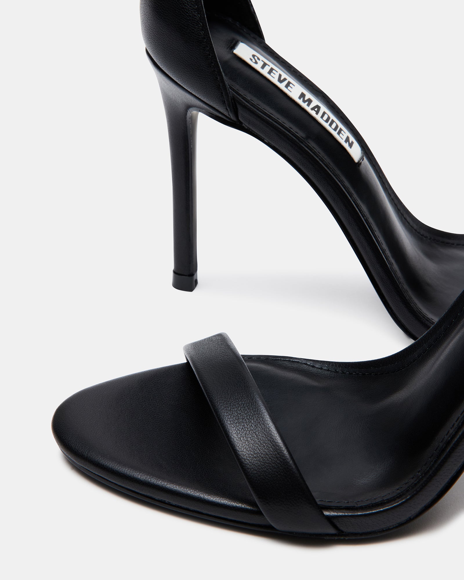 TECY BLACK LEATHER - SM REBOOTED